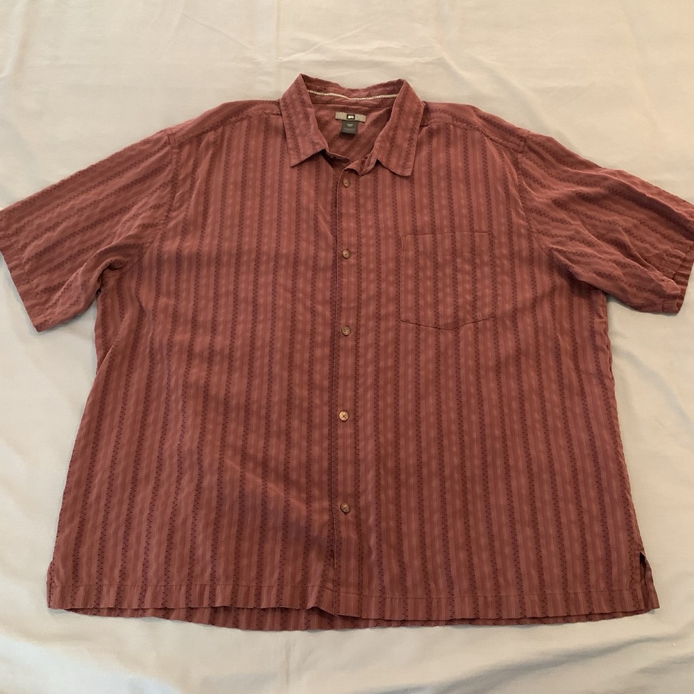 REI Shirt Mens 2XL Red Stripe Short Sleeve Button Front Casual Outdoor